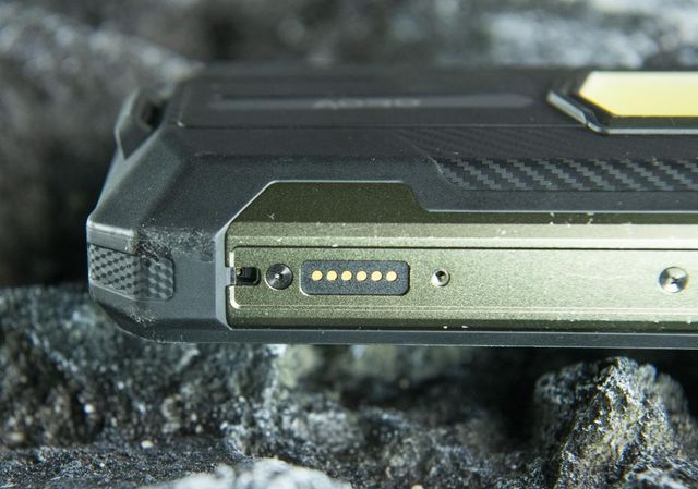 0流明露营灯这款智能三防手机“上大分”开元棋牌22000mAh大电池、100(图4)