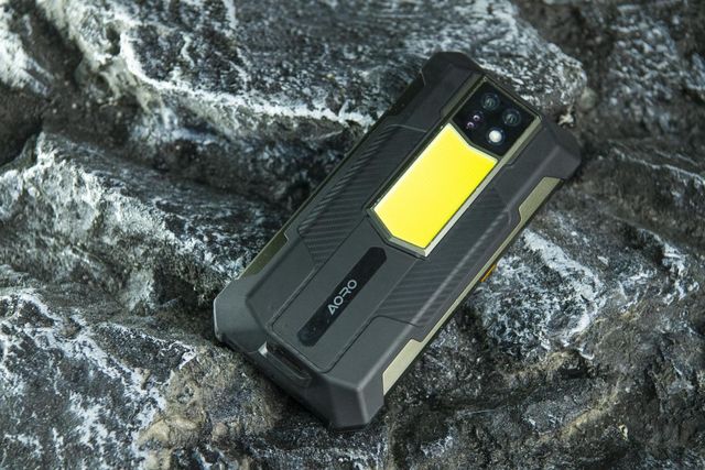 0流明露营灯这款智能三防手机“上大分”开元棋牌22000mAh大电池、100(图2)